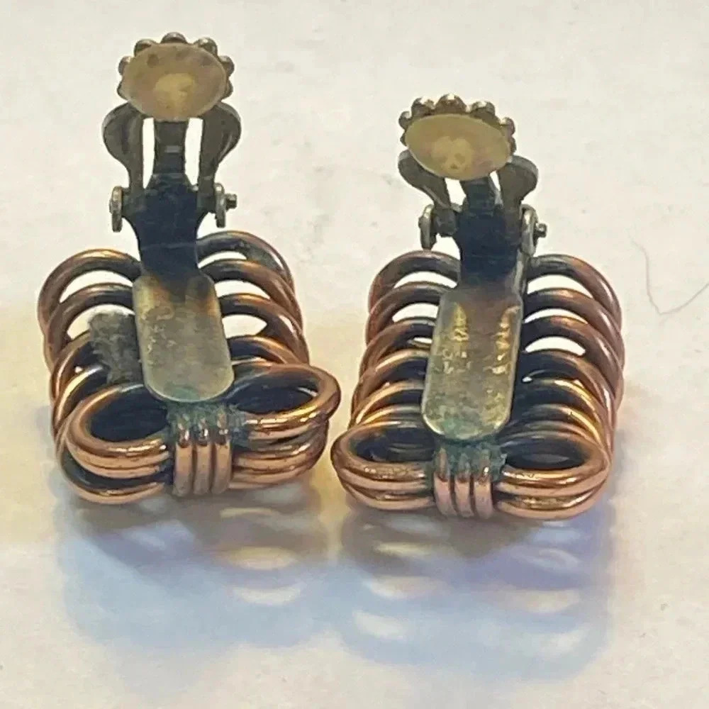 VINTAGE RENIOR CLIP ON COPPER EARRINGS - Picture 6 of 8